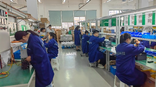 合泉的答案：電力調(diào)整器質(zhì)保外服務(wù)，該不該收費？