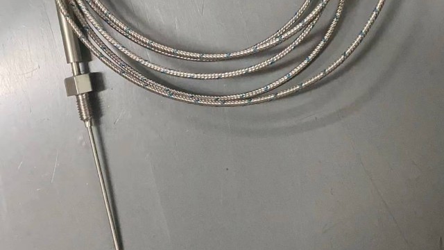 熱電阻的靈敏度和響應(yīng)時間是如何影響溫度測量的？