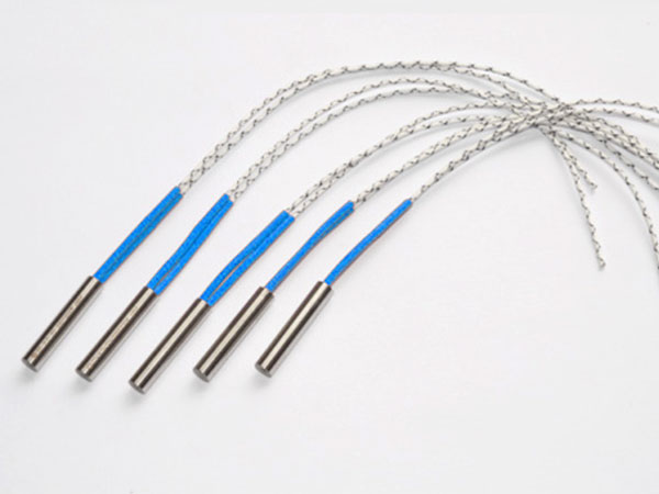 直線出頭單頭管