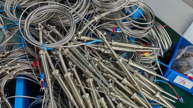 熱電偶的精度和準(zhǔn)確性如何受到影響？